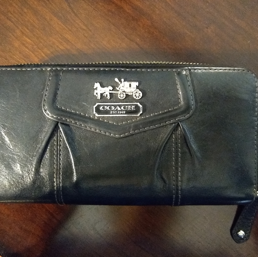 Large Black Coach Wallet